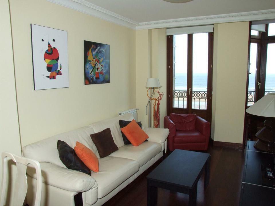 Vivienda En Gijon Frente Al Mar Villa Exterior photo