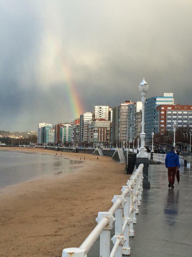Vivienda En Gijon Frente Al Mar Villa Exterior photo