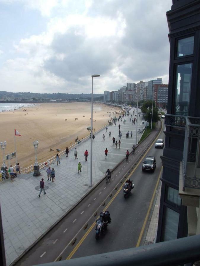 Vivienda En Gijon Frente Al Mar Villa Exterior photo